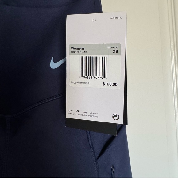 Nike Go High Waisted 7/8 Leggings with Pockets - Picture 4 of 5